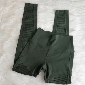 ALO Yoga High-Waist Moto Leggings